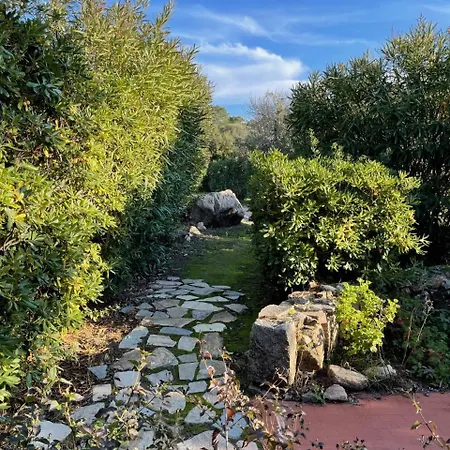 Alando, Santa Giulia 别墅