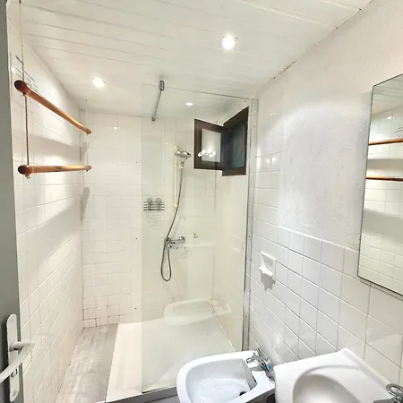 Alando, Santa Giulia * 维琪奥港